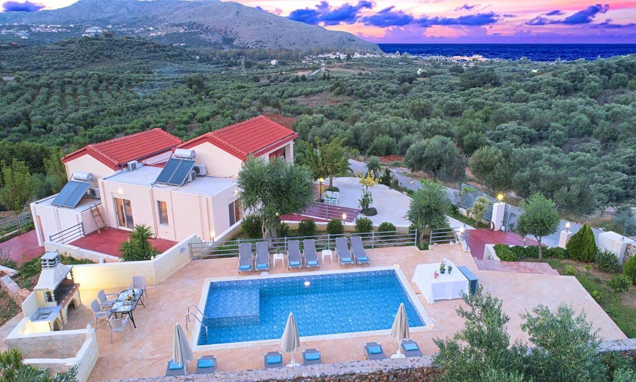 Aqua Blue Villas With Heated Pool Mathés Exterior foto